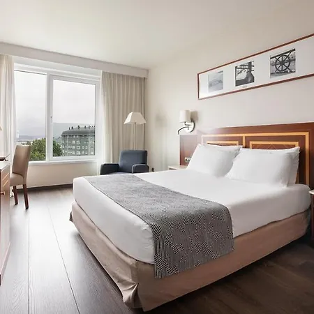 Eurostars Ciudad De 4* Ла-Корунья