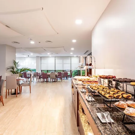 Eurostars Ciudad De Hotel A Coruña