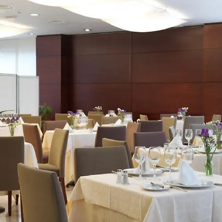 Отель Eurostars Ciudad De