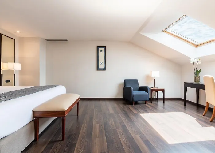 Eurostars Ciudad De Hotel 4*