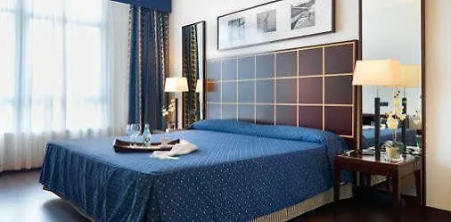 Hotel Eurostars Ciudad De 4*